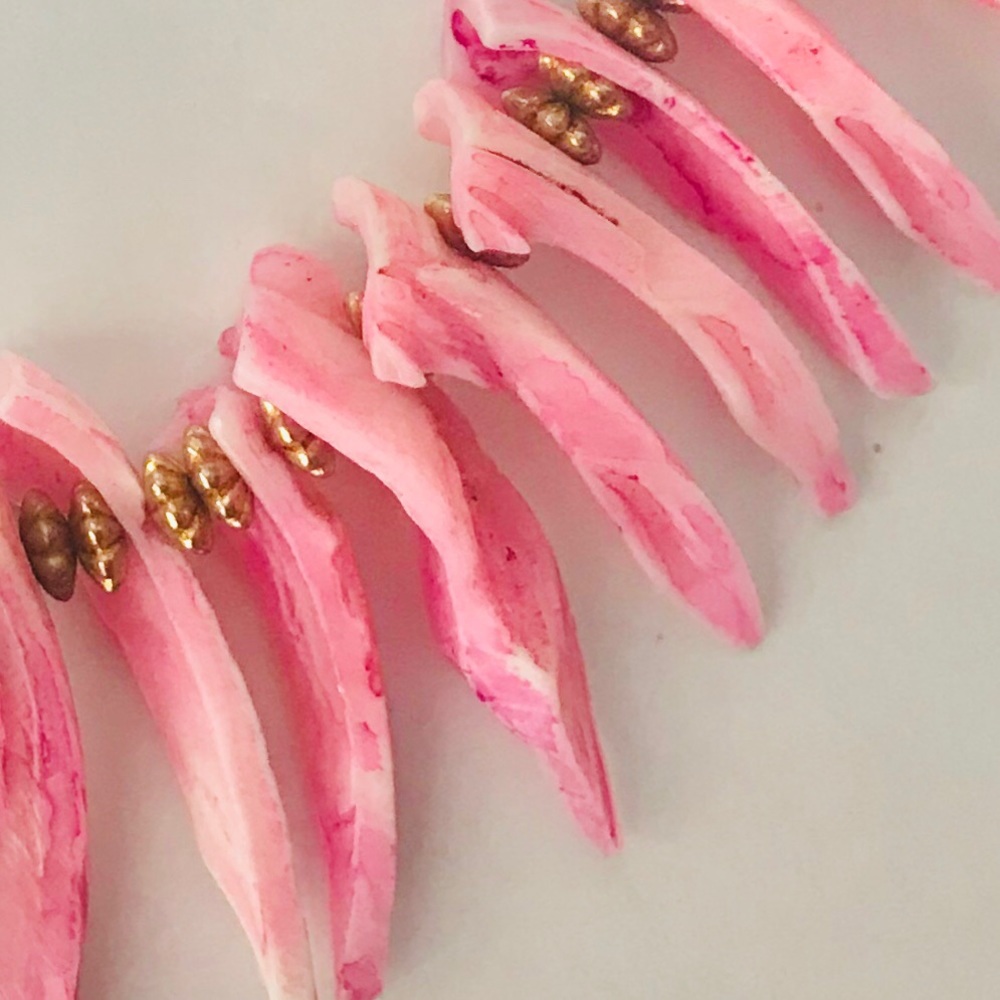 Shell Necklace Pink & Gold - Picture 3 of 6